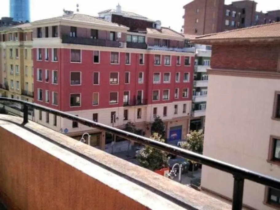 Bilbao Luminoso Y Bien Ubicado Apartment